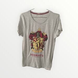 Gryffindor Hogwarts Harry Potter Women's tee shirt NWT Sz M